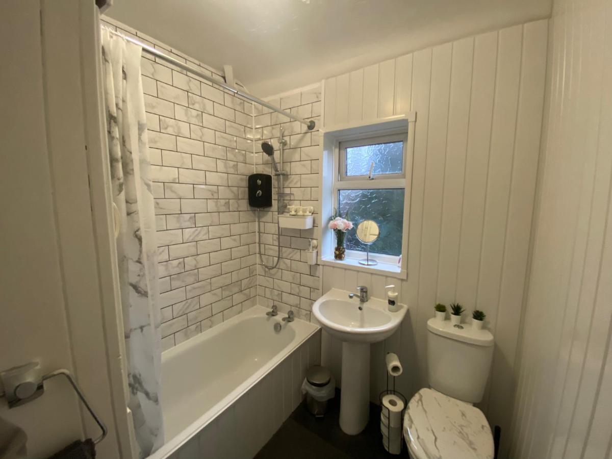 Room 2 Peaceful Stay Near Derby City Centre ภายนอก รูปภาพ