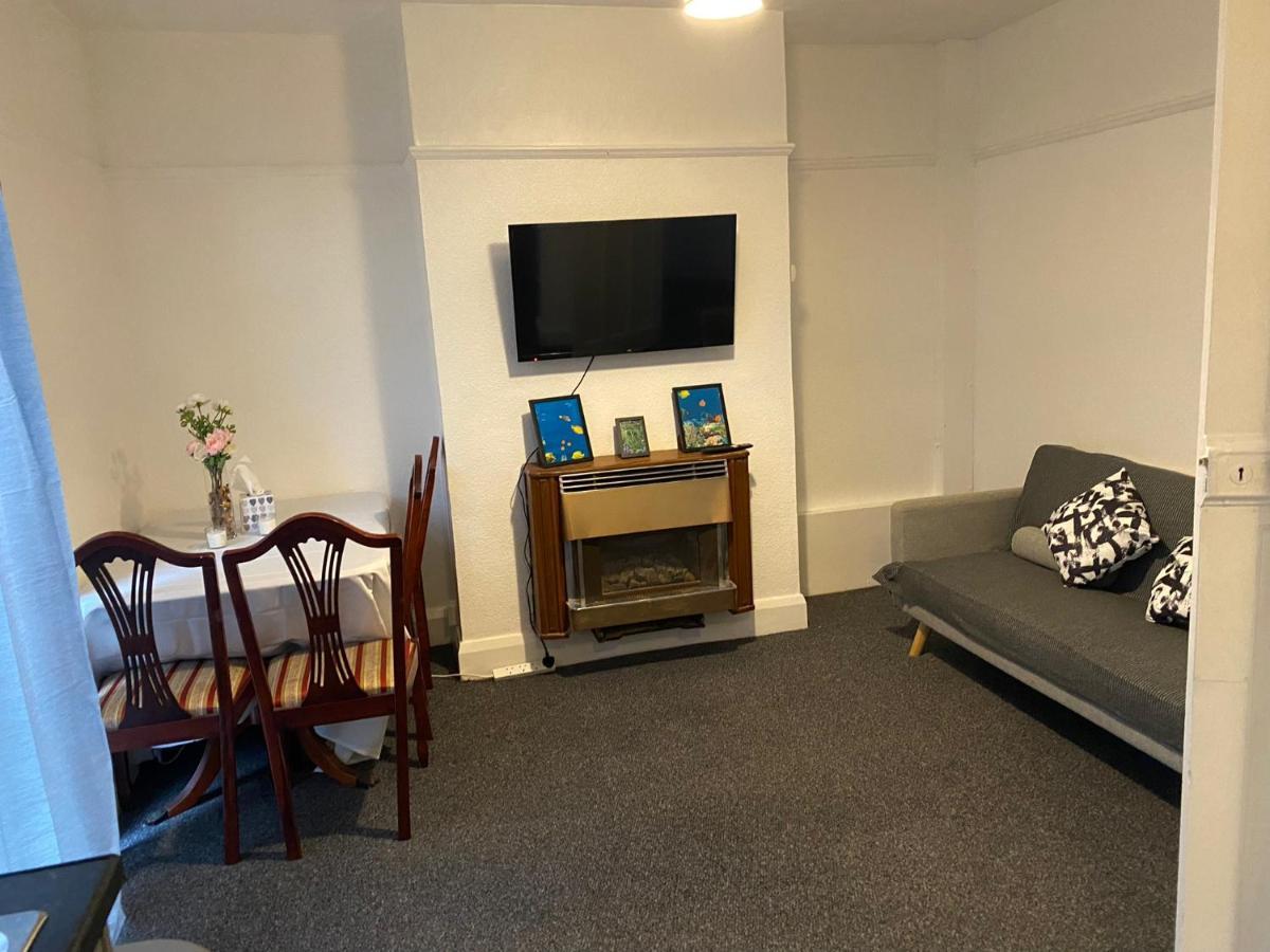 Room 2 Peaceful Stay Near Derby City Centre ภายนอก รูปภาพ
