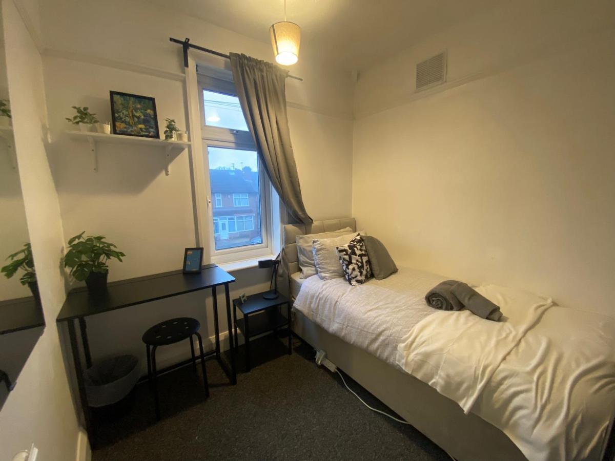 Room 2 Peaceful Stay Near Derby City Centre ภายนอก รูปภาพ